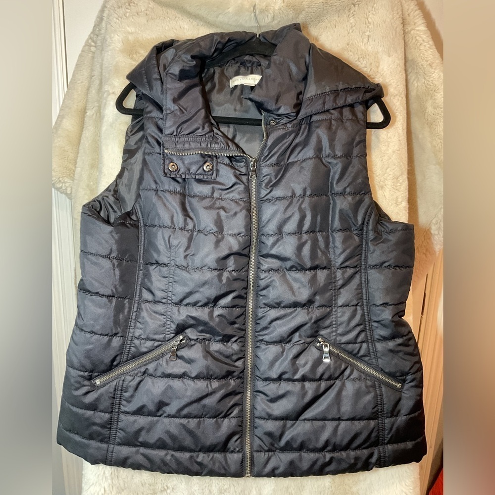 New York & Company Women's Black Puffer Vest